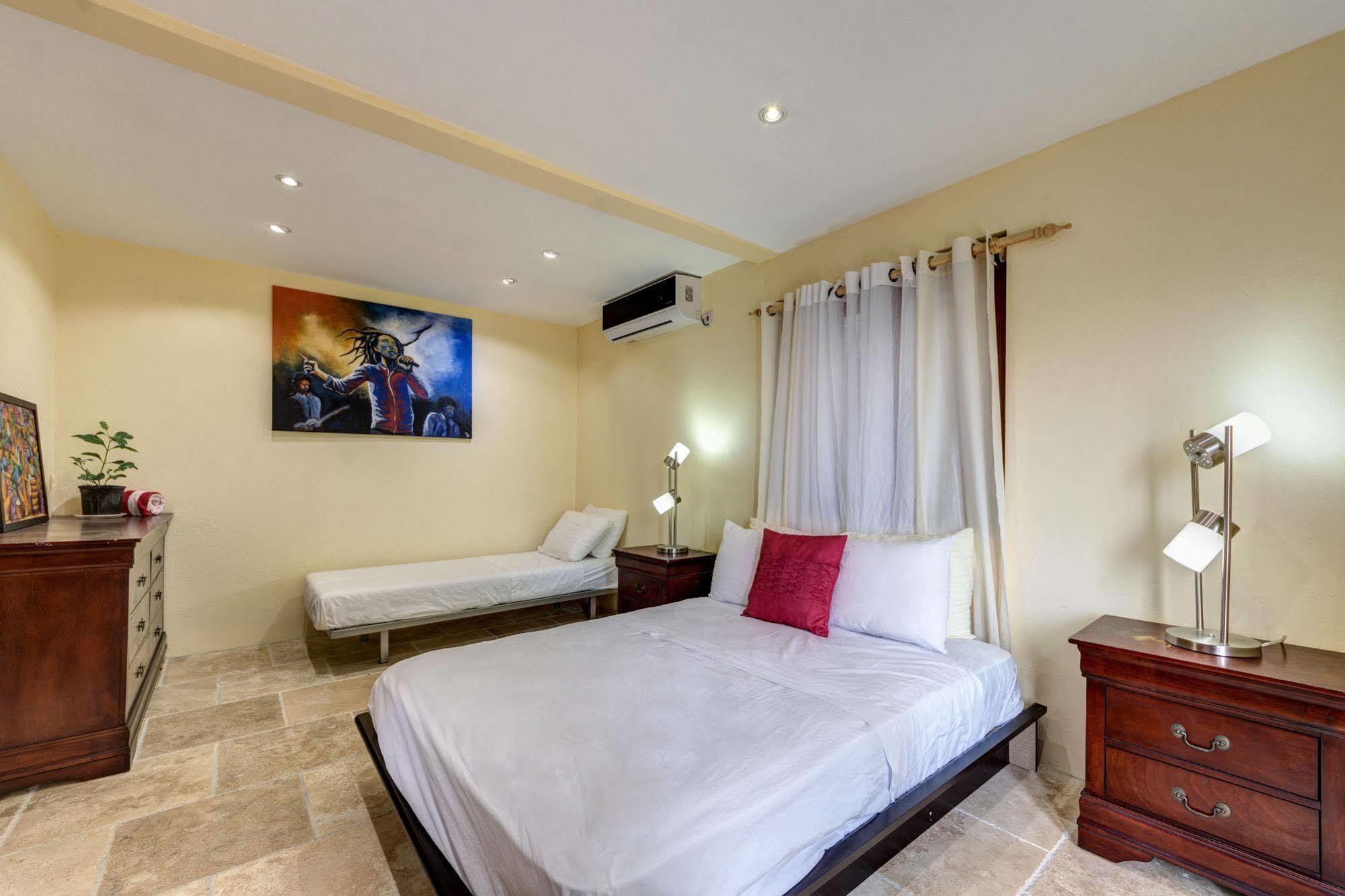 Sandrati Villa Port Elizabeth Экстерьер фото